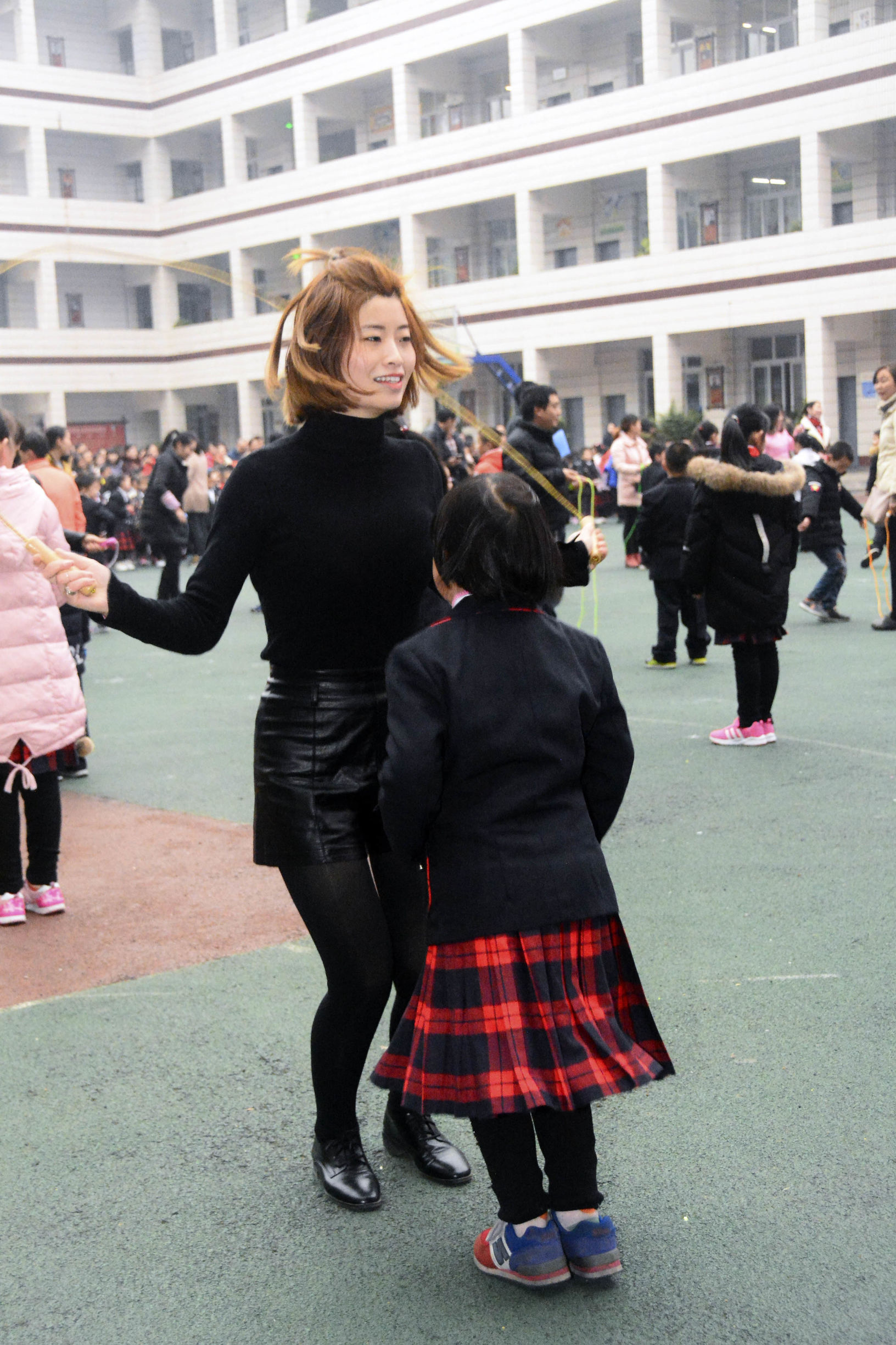 冬季亲子运动会游戏大班,巴州三中运动会