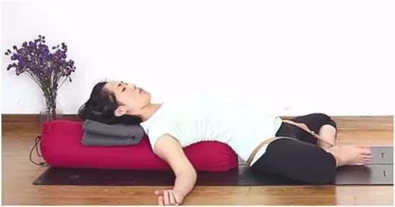 犁式瑜伽的正确方法,犁式瑜伽一次做多长时间