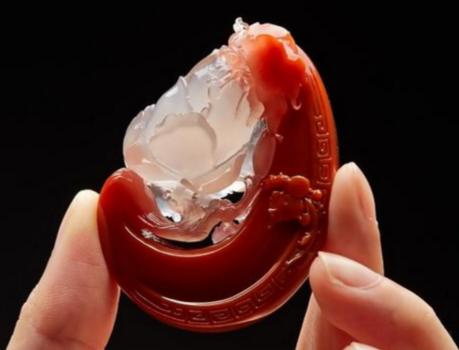 什么人适合戴南红及禁忌,女人戴南红玛瑙好处和禁忌