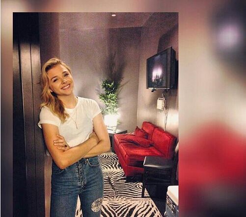 小贝大儿子与女友,小贝长子官宣订婚