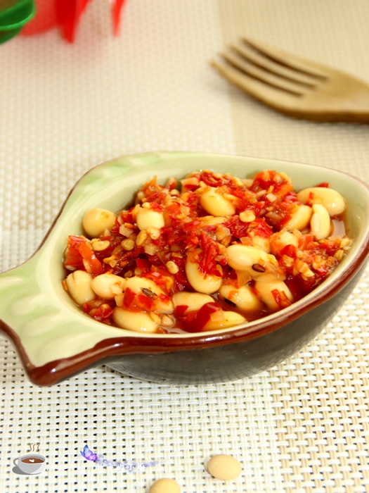 彩椒酱拌饭拌面非常好吃,在家自制万能香菇酱拌饭拌面口感