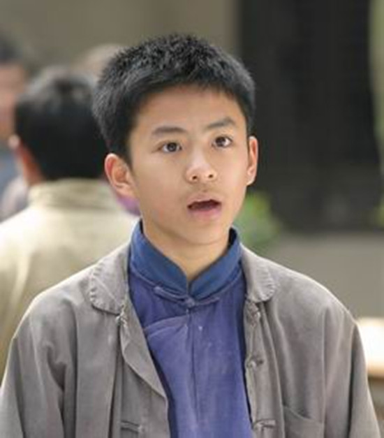 陈赫郑恺大学时期照片,郑恺和陈赫的同班同学名单