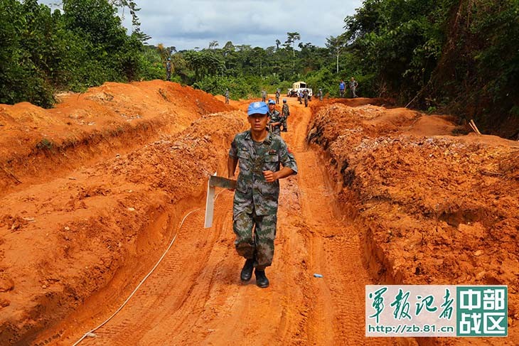 真实的第十批维和工兵,中国第四批赴利比里亚维和工兵