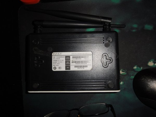 路由器改64MB内存+8MBFLASH+USB跑DD-WRT