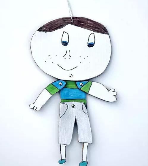 用废纸板可以给孩子做什么玩具呢,用废纸壳可以给孩子做哪些玩具