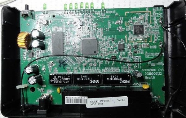 路由器改64MB内存+8MBFLASH+USB跑DD-WRT