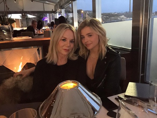 小贝大儿子与女友,小贝长子官宣订婚