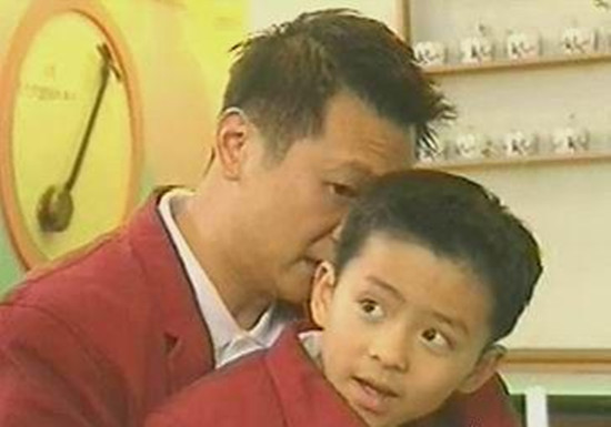 陈赫郑恺大学时期照片,郑恺和陈赫的同班同学名单