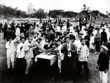 邵志择：圣诞老人在近代中国