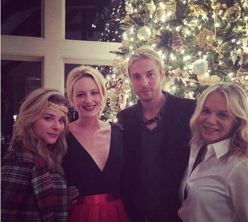 小贝大儿子与女友,小贝长子官宣订婚