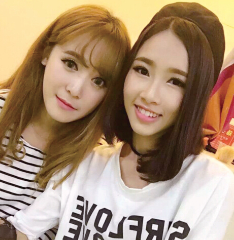 揭秘荆州首届校园女神幕后终极*b大**oss！（阴险脸）