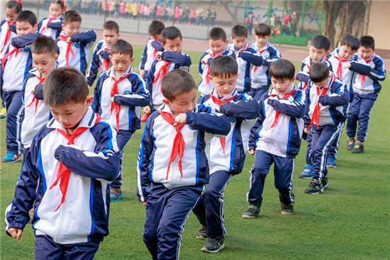 2019-2020年小学足球啦啦操锦标赛,校园足球比赛啦啦操