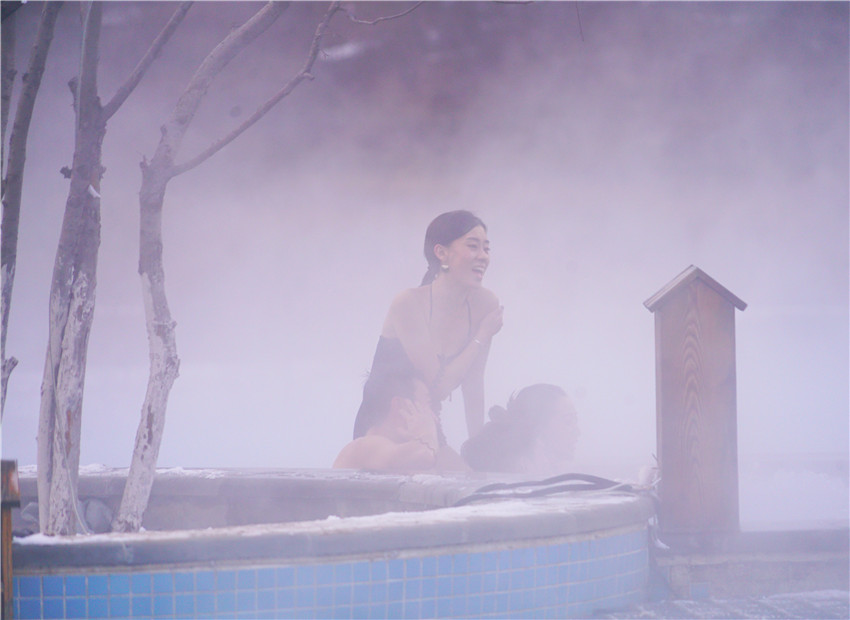 你以为来到了马尔代夫?这里是冰火两重天的花溪沐温泉酒店