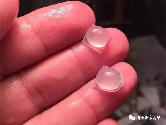 不得不佩服师傅的手艺,不得不佩服雕刻师