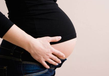 孕初期没有出血没有腹痛会胎停吗,孕早期哪种腹痛是正常的