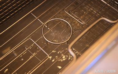 淘米水清洗脏东西原理,淘米水消毒杀菌原理