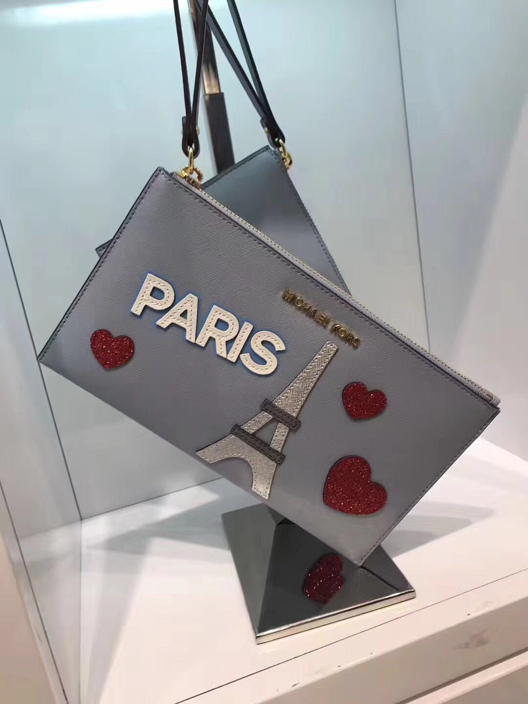 mk包推荐款式,给女孩子买的包包价格1200左右