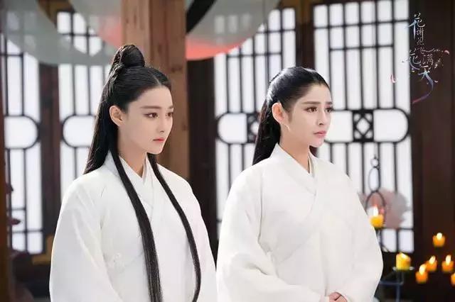 张馨予花谢花满天会火吗,花谢花飞花满天张馨予照片