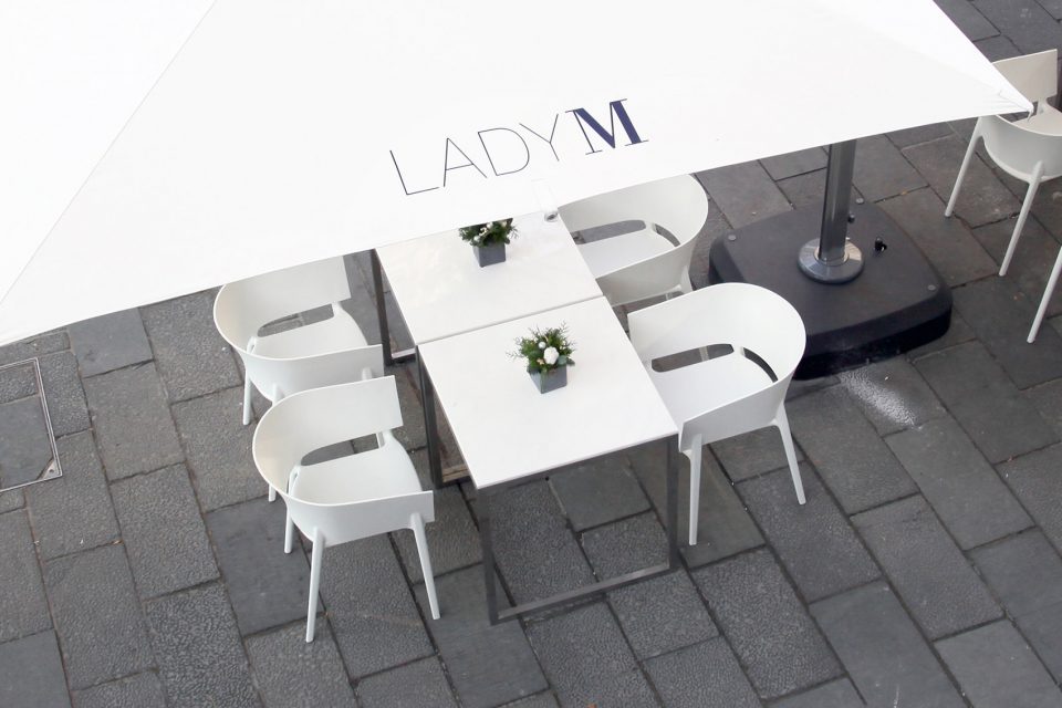 lady m 巧克力棋盘6寸多少钱 (lady m新天地门店是哪个市的)