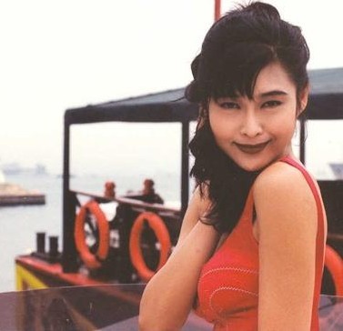 四位演三级片出道女星前三个嫁入豪门相亲相爱最后一位太可惜