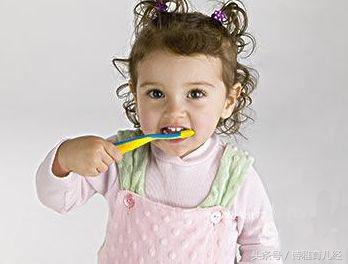 宝宝牙齿上有黑点是蛀牙吗,宝宝牙齿上有小黑点是蛀牙吗