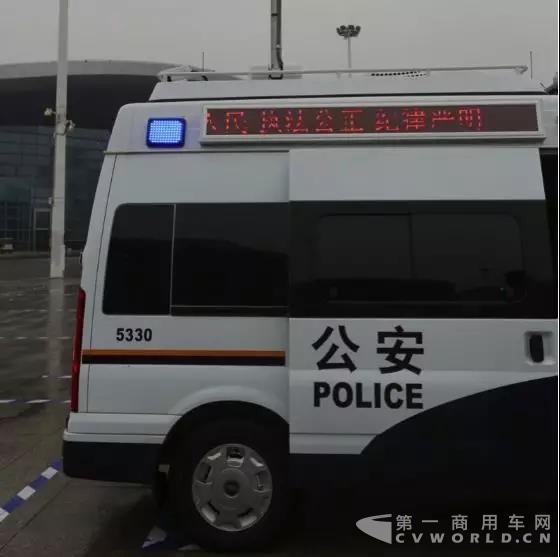 中国智能监控警车,定位卫星追踪警车