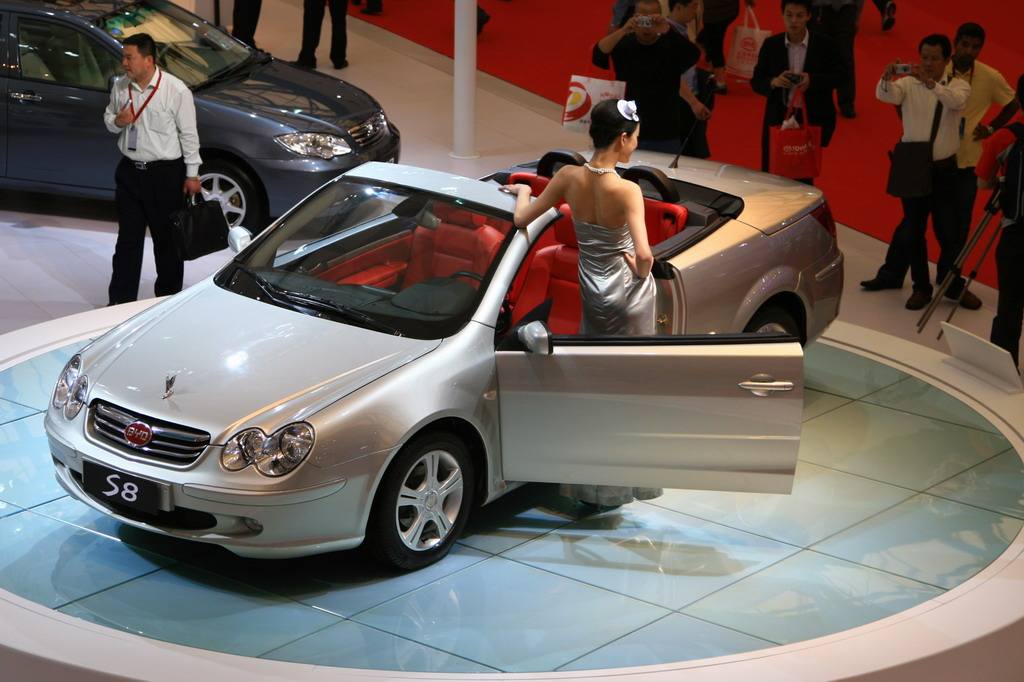 跑车在中国实用吗,中国制造碳纤维跑车