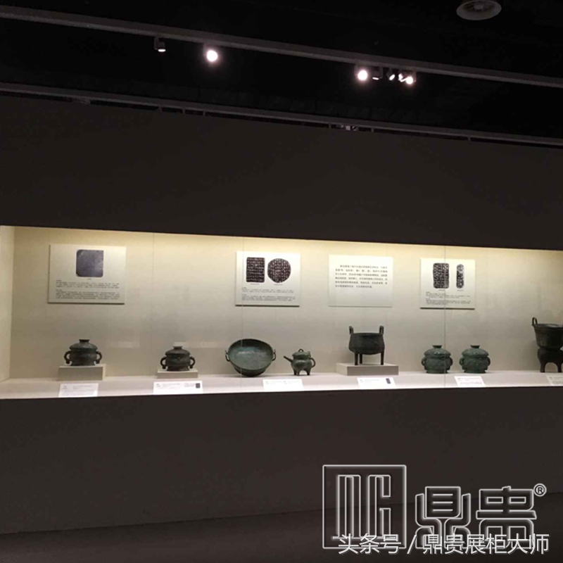 陕西博物馆展柜厂家定制,陕西博物馆展柜定做厂家