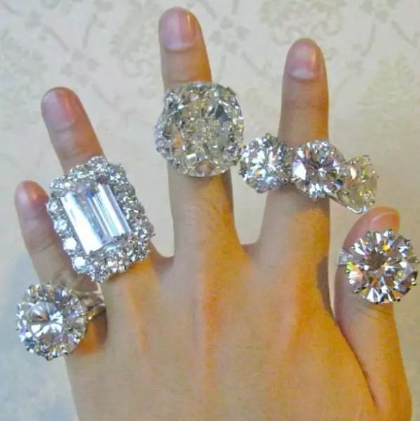 论爱情里女人疯起来有多可怕 (爱情里的女人疯起来有多可怕)