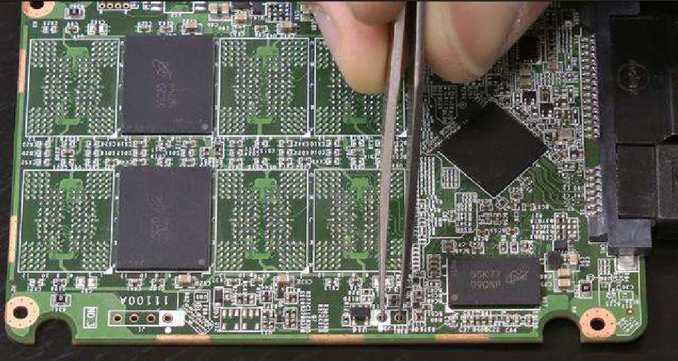 固态硬盘掉帧怎么回事,移动固态硬盘老是掉盘