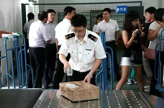 香港的假货和真货的区别,在香港买到假货可能性大不