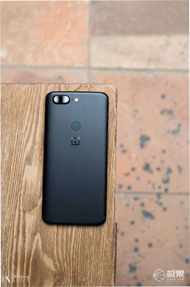 一加5t用一年的感受,一加5t深度解析