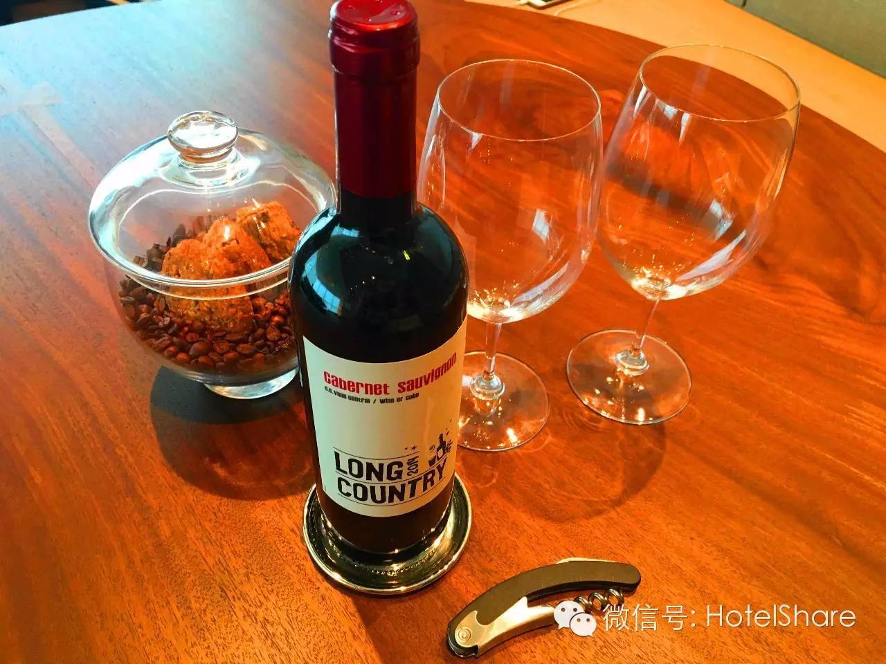 63楼泳池望月、70楼酒吧摘星，广州柏悦|探店首发