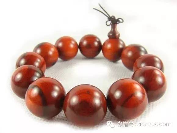 木质手串图片大全图,各种红木手串识别图片大全