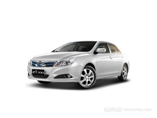 比亚迪e5几款的区别,比亚迪e5与比亚迪秦的区别