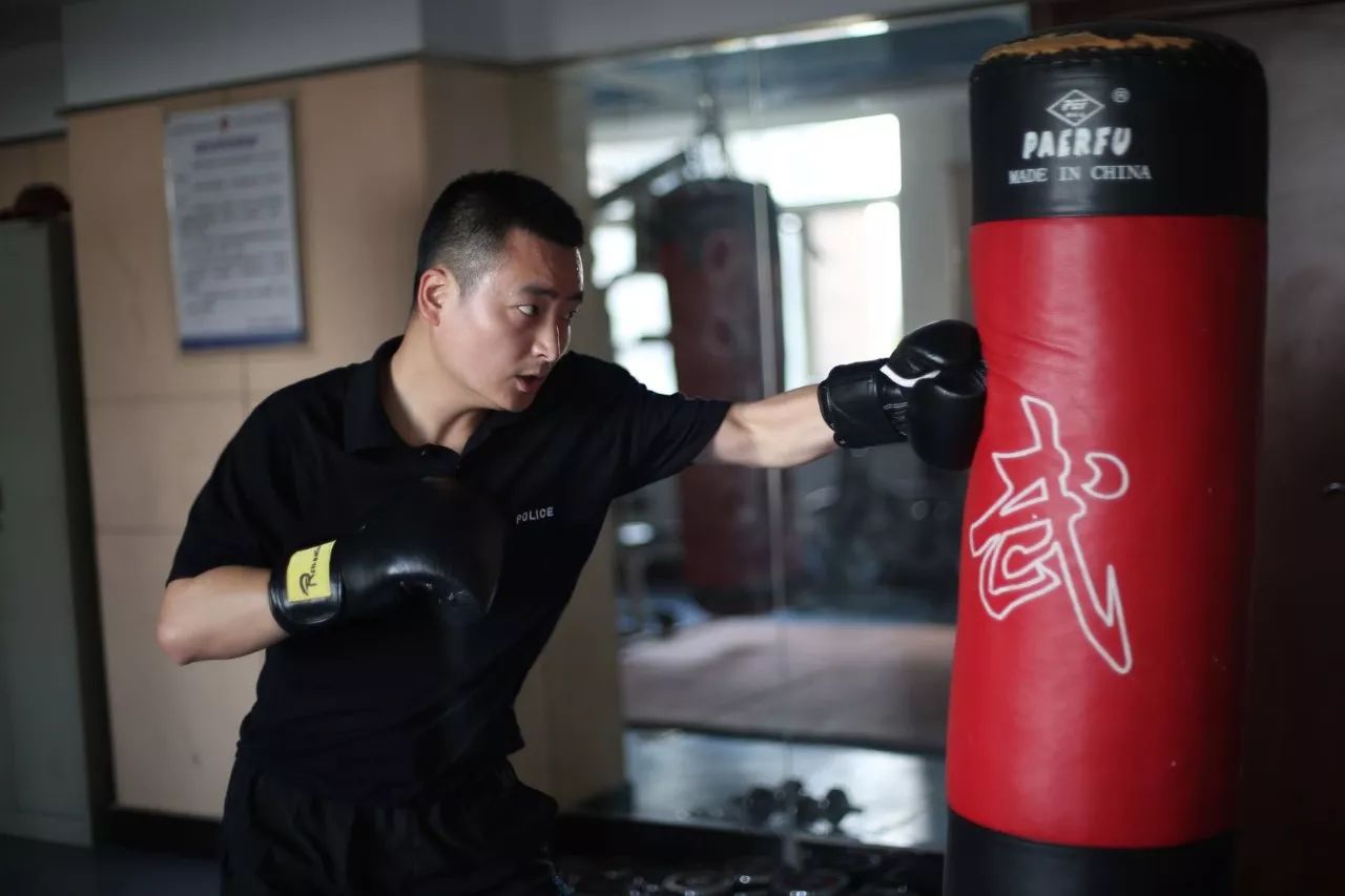 「平安西安榜样力量」大雁塔旁的用心人——雁塔分局大雁塔派出所社区民警刘睿