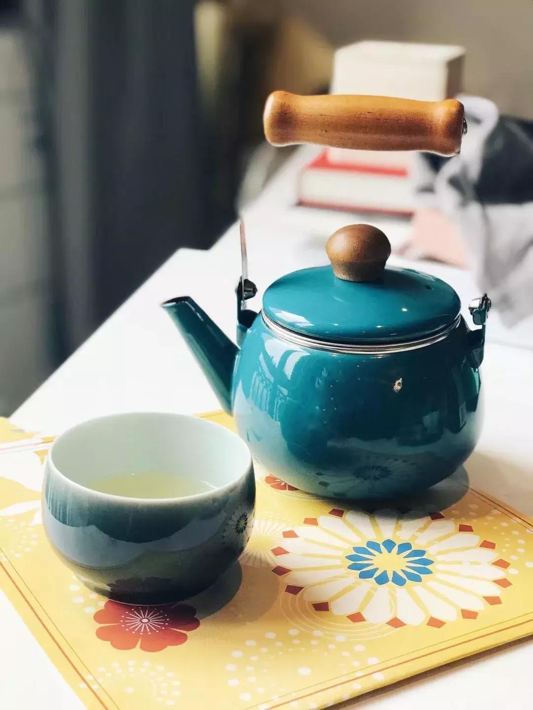 叫我多喝热水,叫我多喝热水歌词