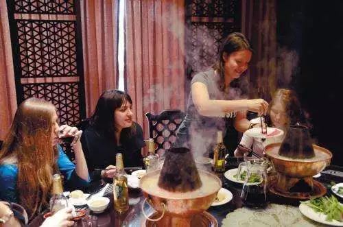 老外最喜欢买的中国产品,老外最喜欢中国老干妈