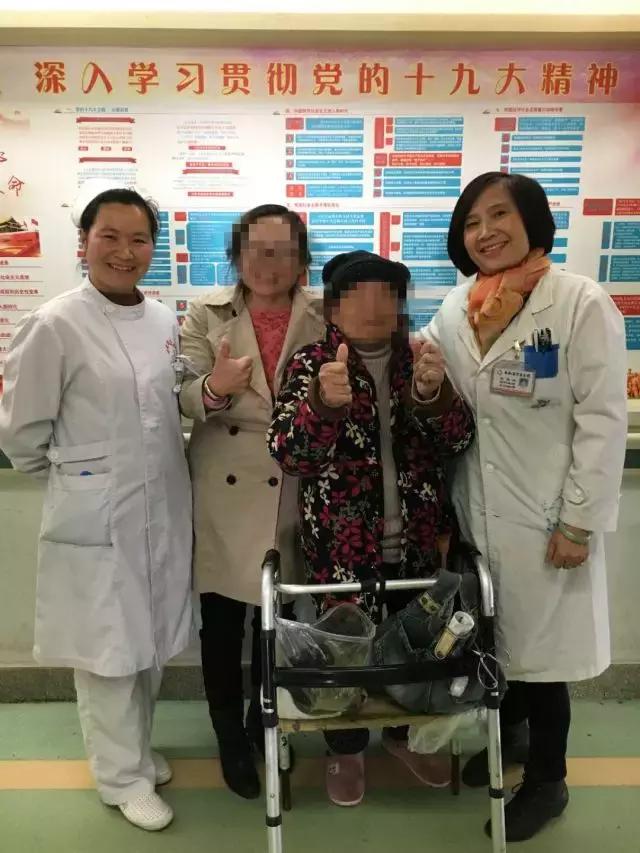 妙手仁医除顽疾患者感谢送锦旗,妙手仁医除顽疾患者感恩送锦旗