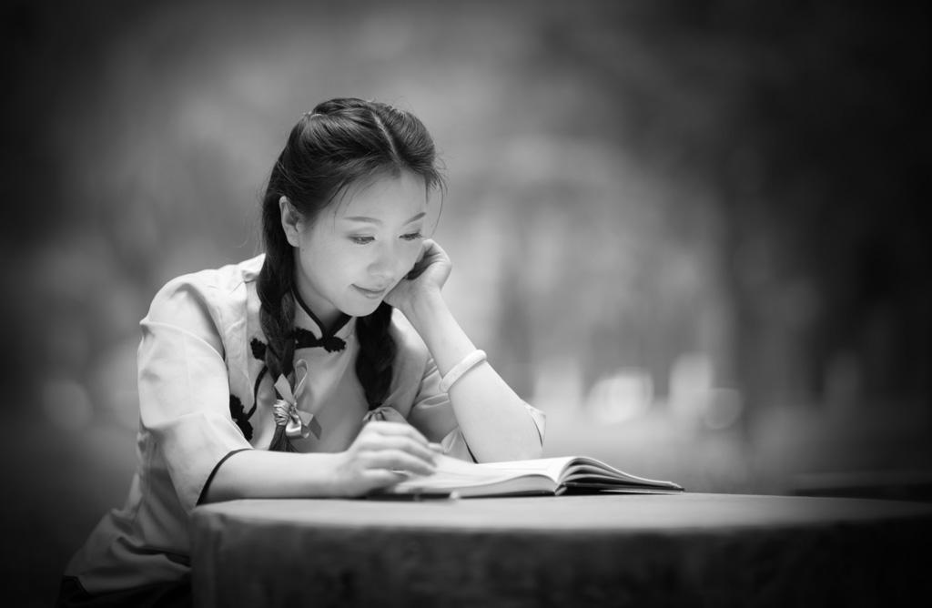 伤感流行歌曲背景绿色,经典伤感流行歌曲背景