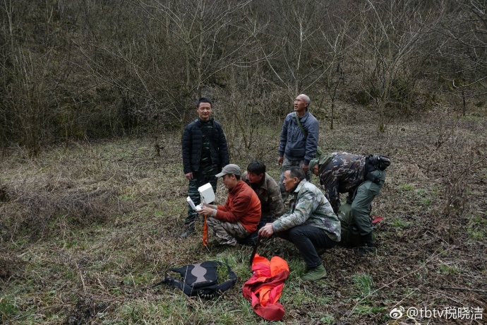 探索湖北五峰虎眼天坑,湖北天坑未解之谜