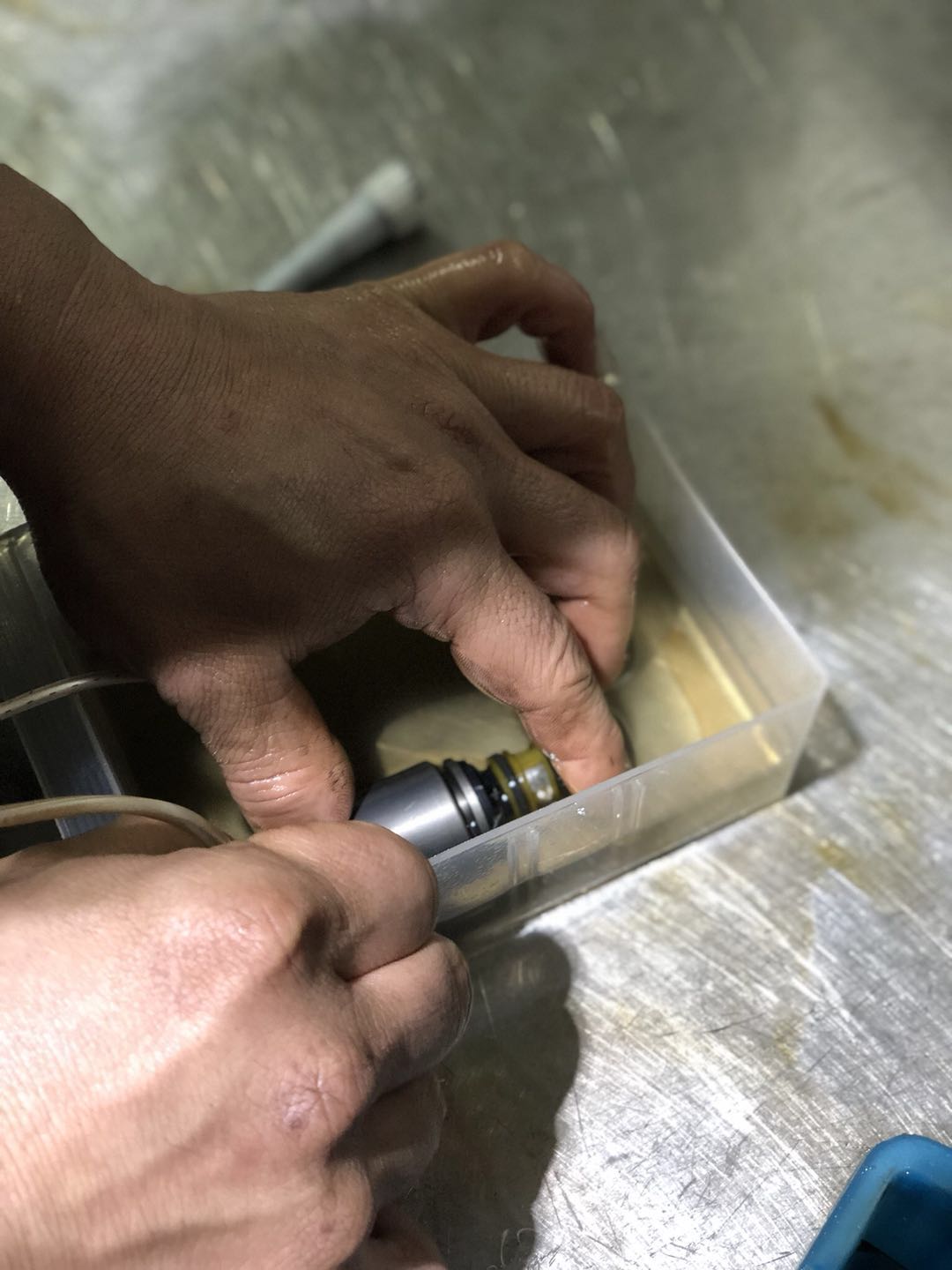 宝马750变速箱跳挡,宝马750变速箱