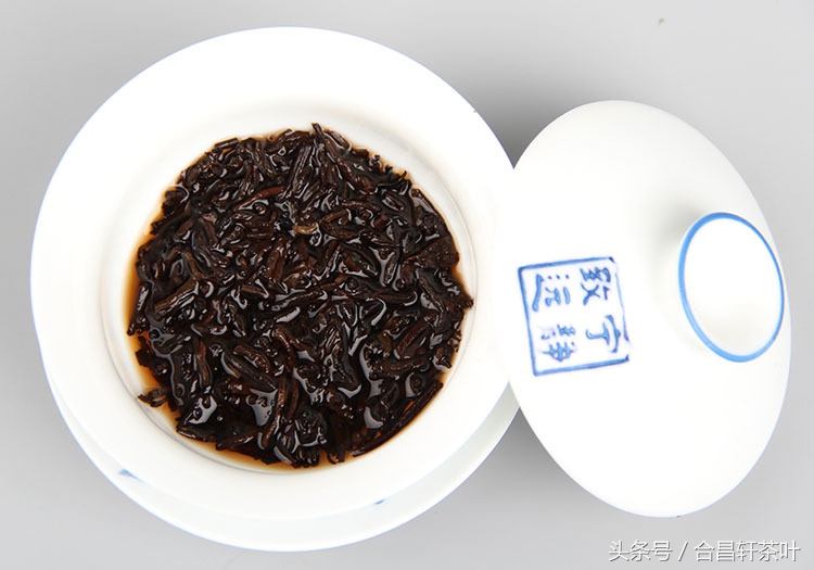 大益普洱茶有点霉味还能不能喝,普洱茶有霉味正常吗