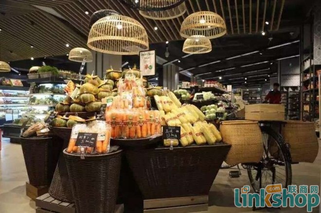 百盛购物中心好干吗,百盛购物中心怎么样