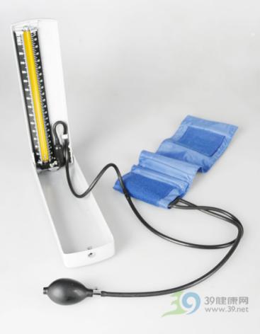 鱼跃台式血压计使用方法,手把手教你台式血压计