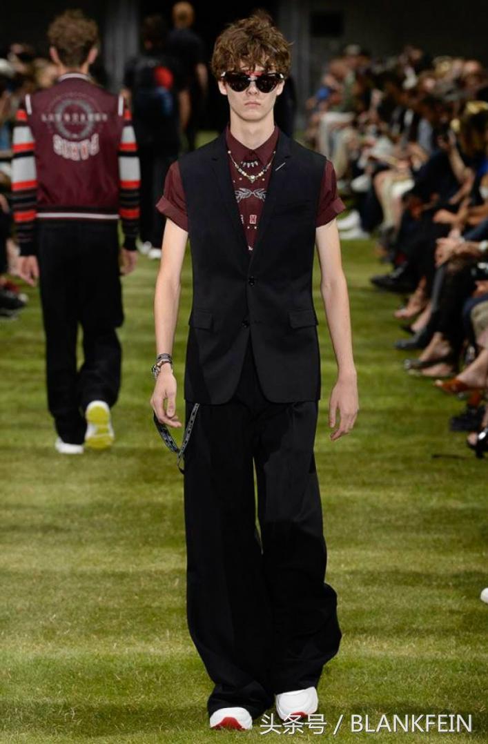 迪奥桀傲diorhomme,迪奥dior2020时装秀