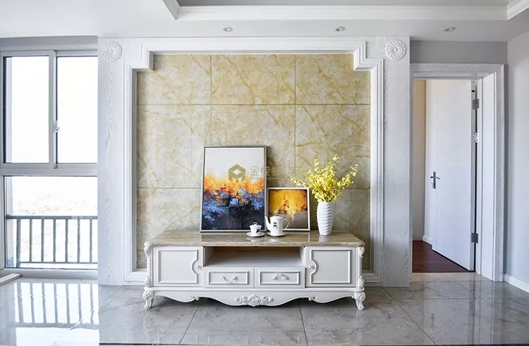 金色美缝剂提升颜值!146平欧式三居室,佛山蔚蓝湾畔业主很喜欢