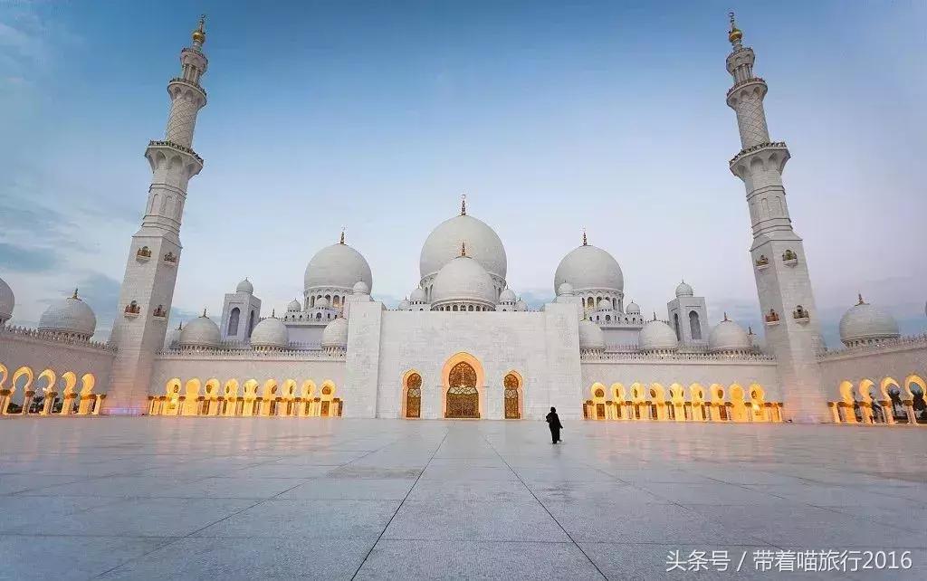 阿布扎比之行,阿布扎比四面八方