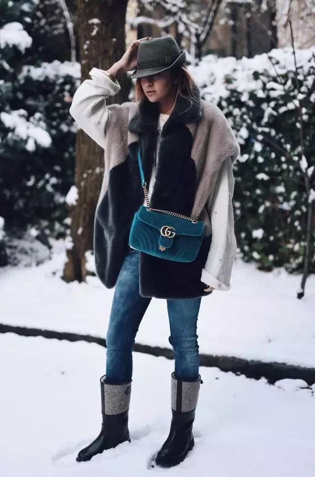 周冬雨雪地靴怎么搭配裤子,谁说雪地靴不好搭配