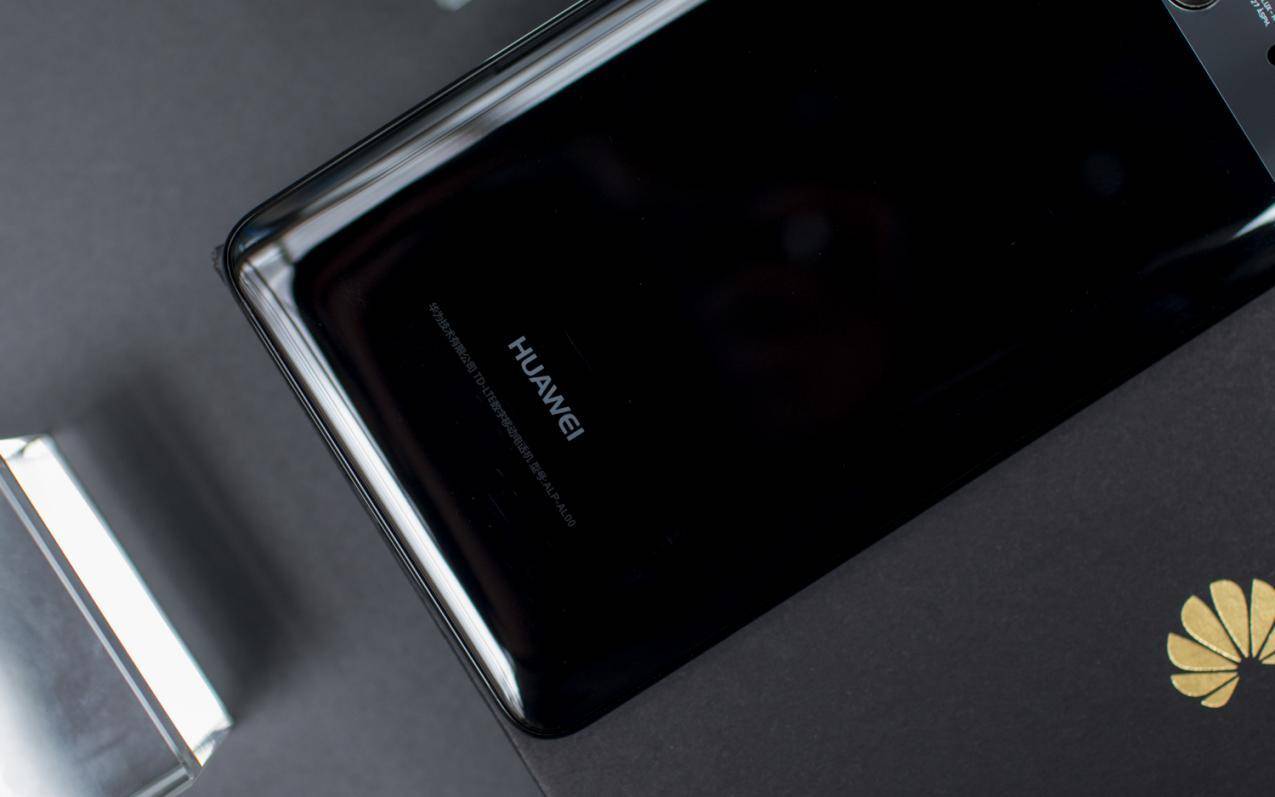 华为mate10详细参数及优缺点,华为mate10评测